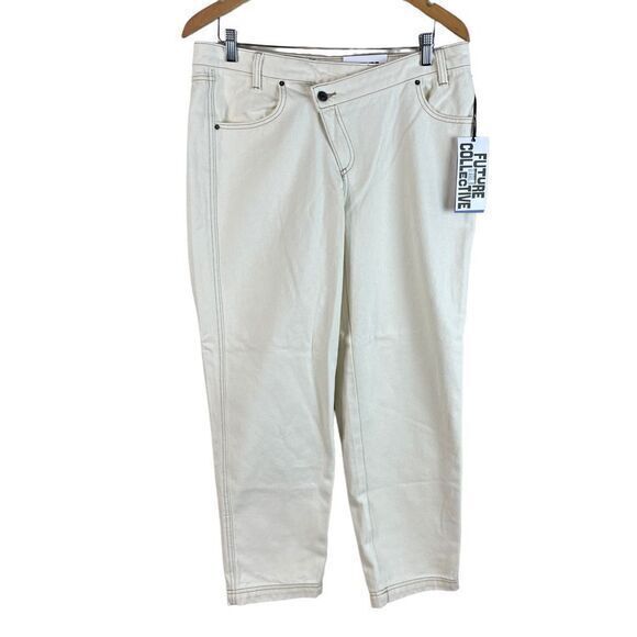 NEW Future Collective High Rise Tapered Jeans Womens 10‎ Off White Denim Cotton - Picture 1 of 5